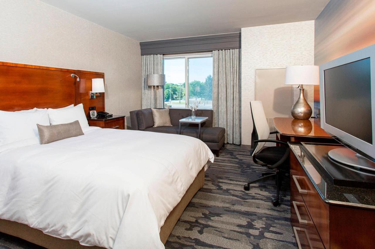 Rochester Airport Marriott Esterno foto