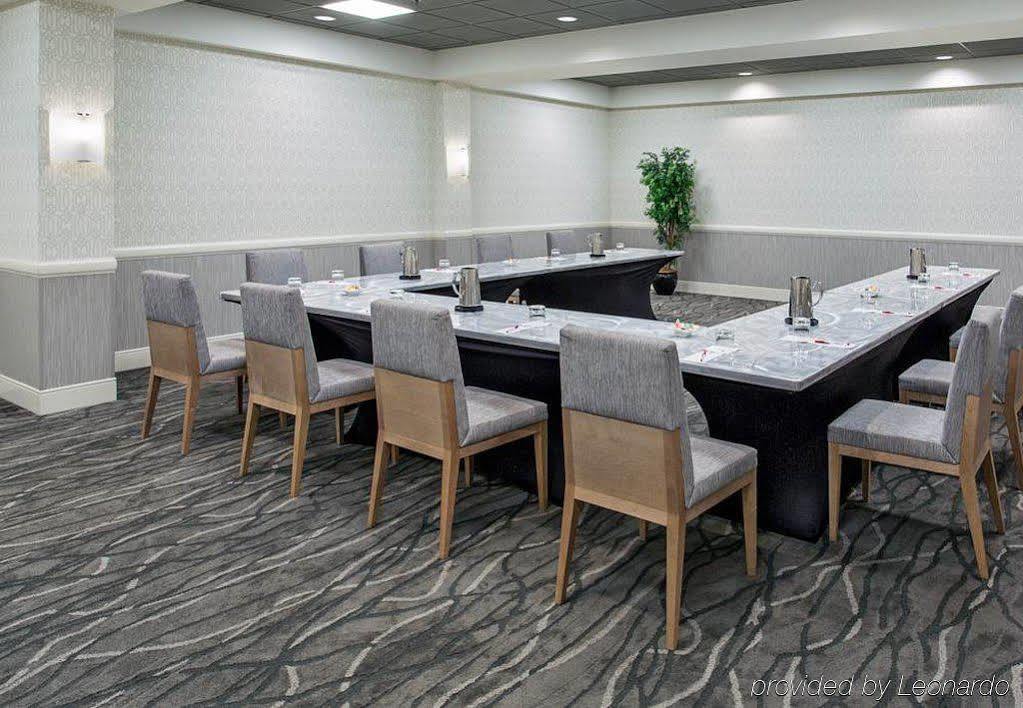 Rochester Airport Marriott Esterno foto